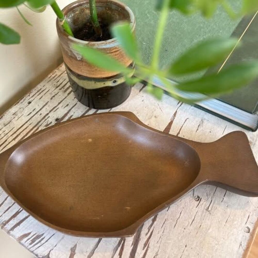 Vintage Nautical Hand Carved Wooden Fish Trinket Keys Jewelry Plate 9.5" x 5"